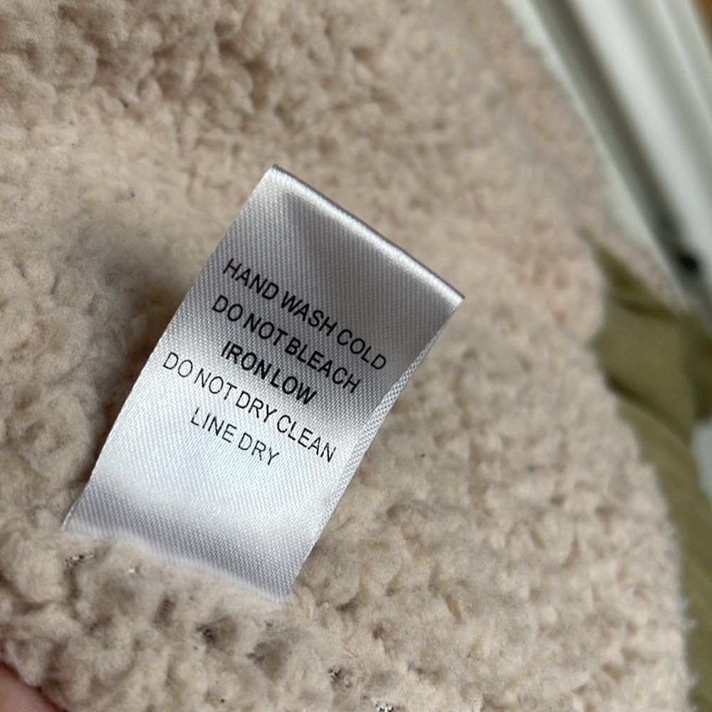 Winter Jacket - Picture 5 of 7